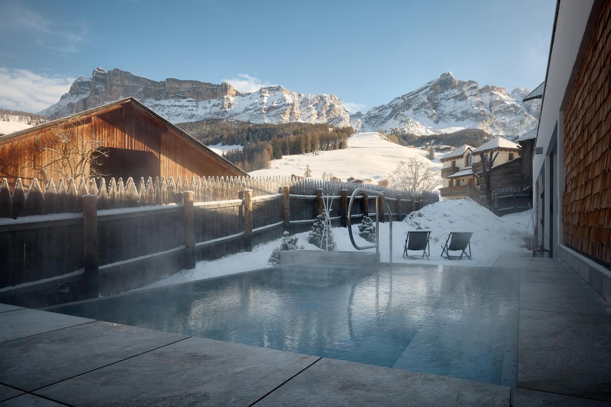 Hotel Des Alpes La Villa  Exteriör bild